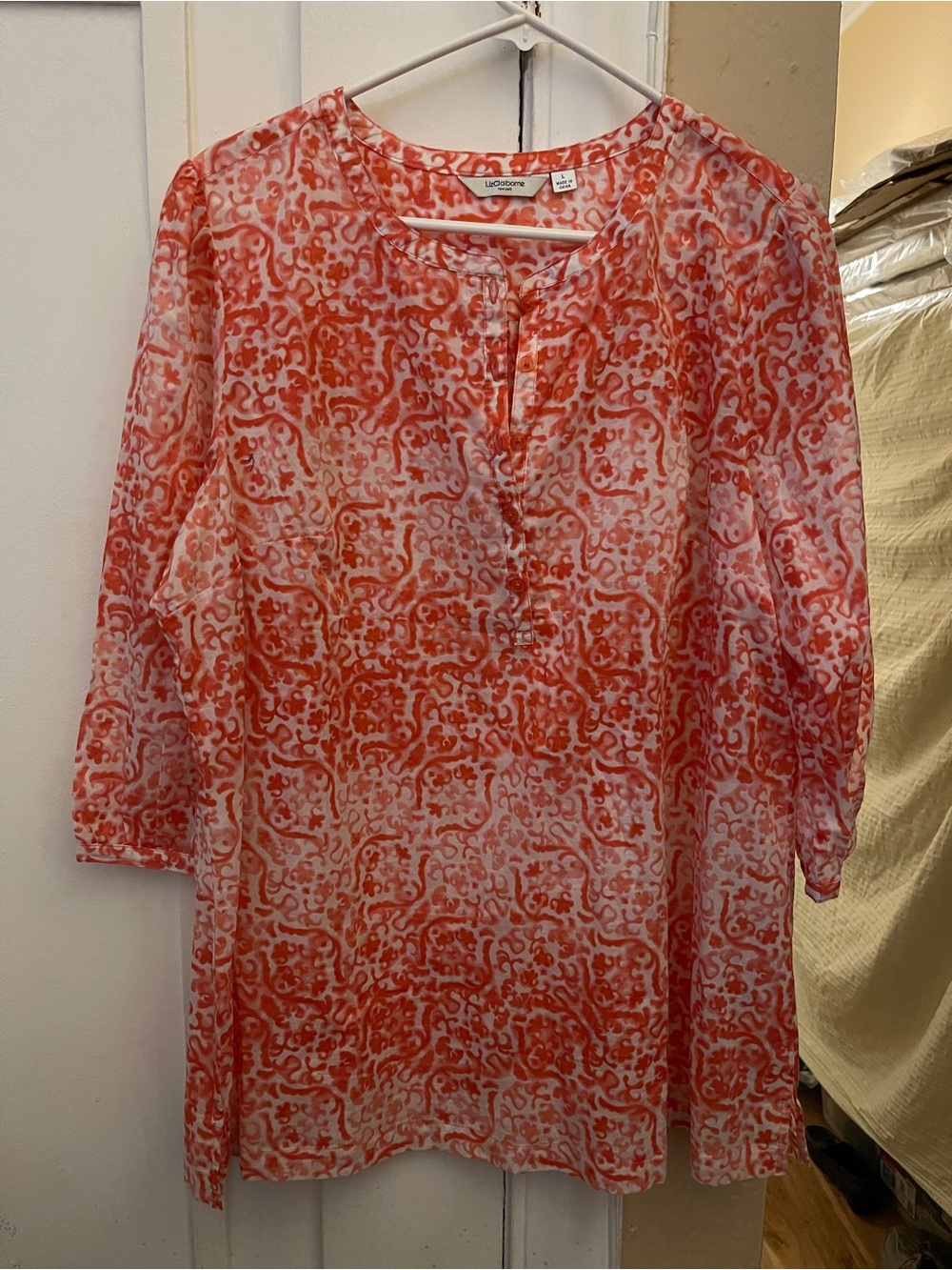 Liz Claiborne Coral and White Printed Tunic (NWOT)